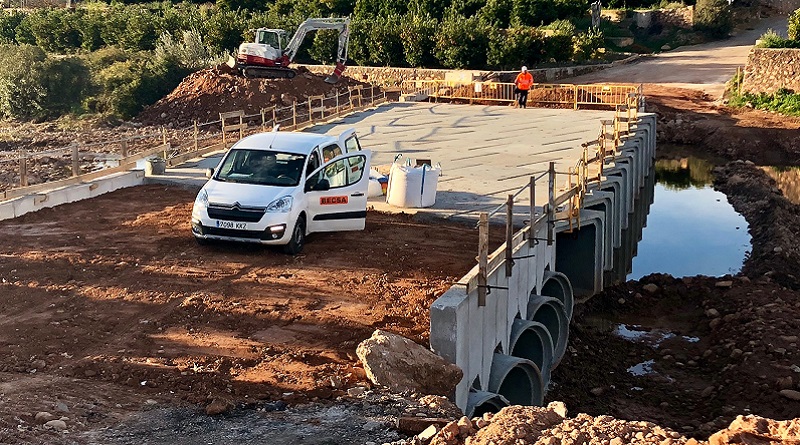 Recta final en la construcció del pas elevat del Puntarró