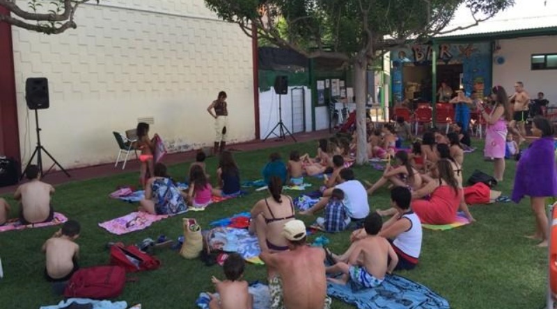 Les activitats culturals d’estiu s’inicien amb un contacontes per als més menuts