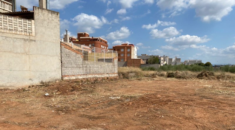 L’Ajuntament crea dos noves zones d’aparcament