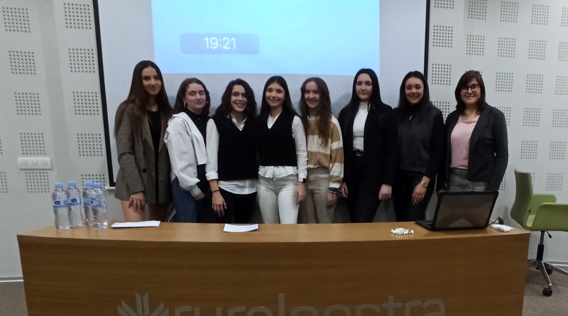 Adolescents i xarxes socials