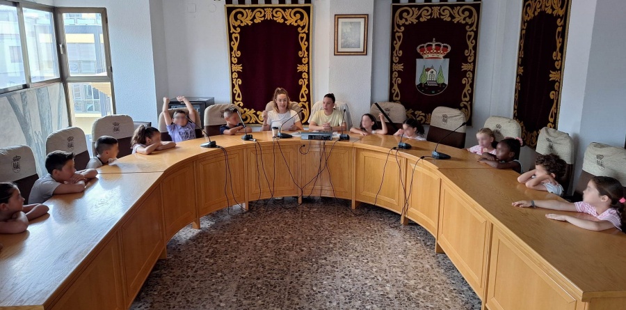 Els xiquets i xiquetes de Betxí trien el nou joc del pressupost infantil