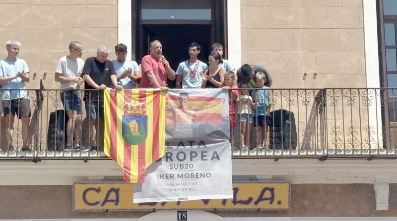 Betxí rep amb tota una ovació a Iker Moreno, subcampió d’Europa sub-20 en 400 metres tanques