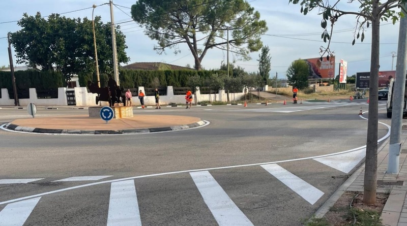 L’Ajuntament renova la pintura viària per millorar la seguretat al trànsit